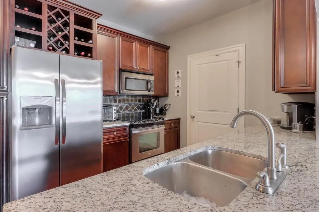 901 Abernathy Road Ne Unit 2150, Atlanta, Georgia 30328, 2 Bedrooms Bedrooms, ,2 BathroomsBathrooms,Residential,Sold,901 Abernathy Road Ne Unit 2150,6851971