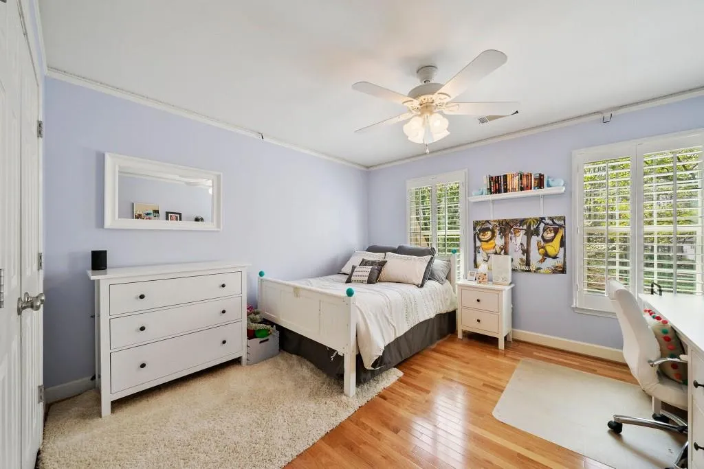 8125 Grogans Ferry Rd, Sandy Springs, Georgia 30350, 5 Bedrooms Bedrooms, ,4 BathroomsBathrooms,Residential,Sold,8125 Grogans Ferry Rd,6704008