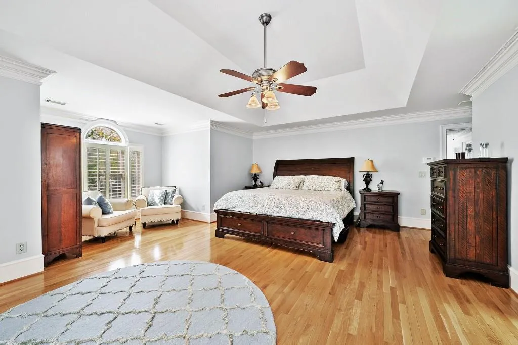 8125 Grogans Ferry Rd, Sandy Springs, Georgia 30350, 5 Bedrooms Bedrooms, ,4 BathroomsBathrooms,Residential,Sold,8125 Grogans Ferry Rd,6704008
