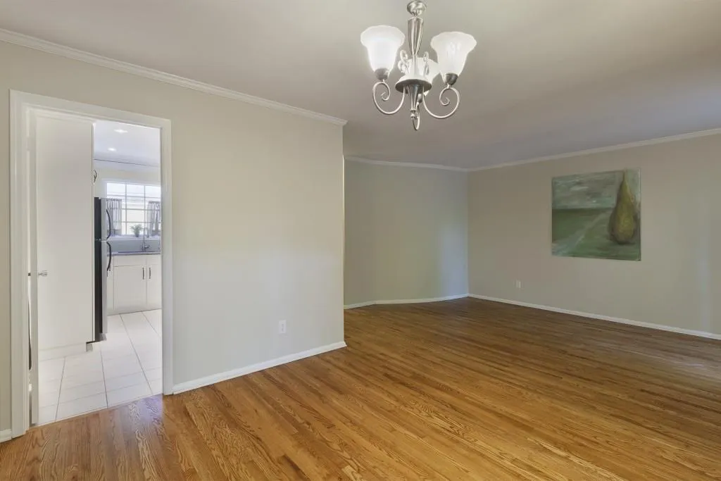 5400 Roswell Road Unit L5, Atlanta, Georgia 30342, 2 Bedrooms Bedrooms, ,2 BathroomsBathrooms,Residential,Sold,5400 Roswell Road Unit L5,5882119