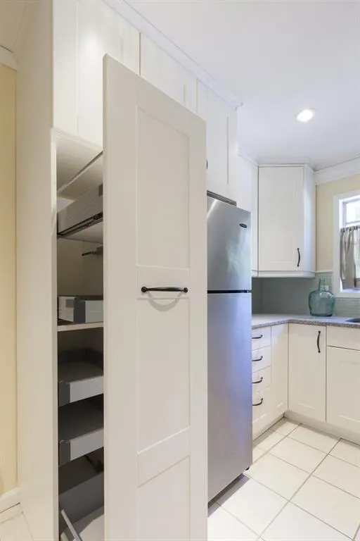 5400 Roswell Road Unit L5, Atlanta, Georgia 30342, 2 Bedrooms Bedrooms, ,2 BathroomsBathrooms,Residential,Sold,5400 Roswell Road Unit L5,5882119