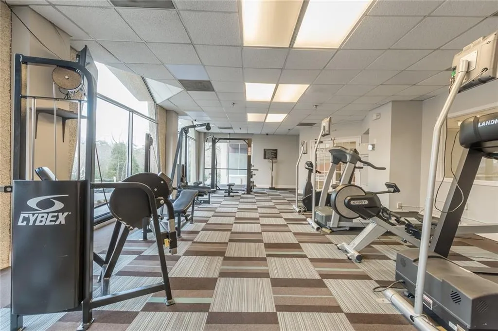 2479 Peachtree Road Ne Unit 1302, Atlanta, Georgia 30305, 1 Bedroom Bedrooms, ,1 BathroomBathrooms,Residential,Sold,2479 Peachtree Road Ne Unit 1302,6677804
