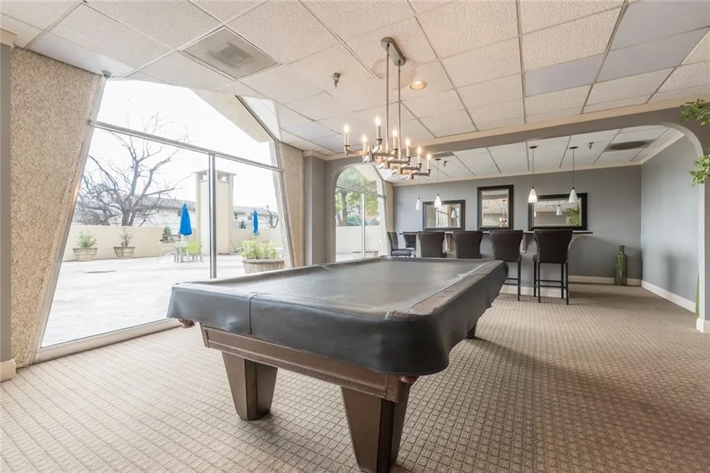 2479 Peachtree Road Ne Unit 1302, Atlanta, Georgia 30305, 1 Bedroom Bedrooms, ,1 BathroomBathrooms,Residential,Sold,2479 Peachtree Road Ne Unit 1302,6677804