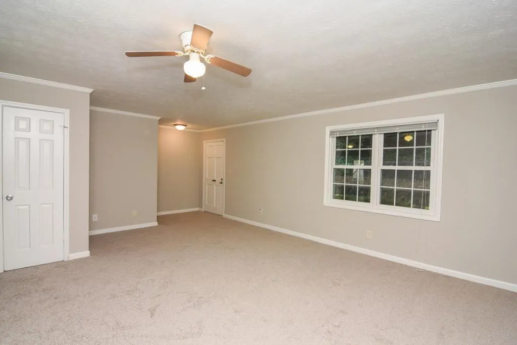 340 Winding River Drive Unit D, Sandy Springs, Georgia 30350, 2 Bedrooms Bedrooms, ,2 BathroomsBathrooms,Residential,Sold,340 Winding River Drive Unit D,5903837