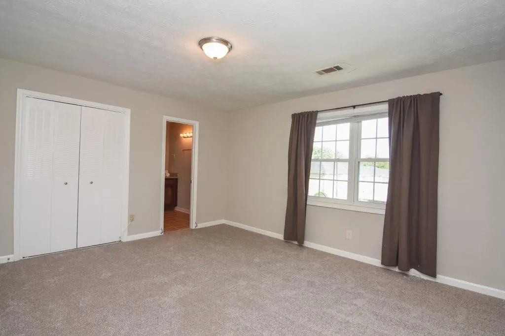 340 Winding River Drive Unit D, Sandy Springs, Georgia 30350, 2 Bedrooms Bedrooms, ,2 BathroomsBathrooms,Residential,Sold,340 Winding River Drive Unit D,5903837