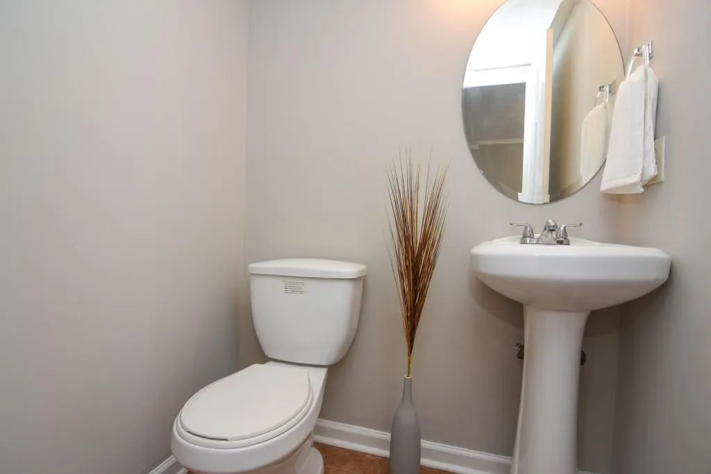 340 Winding River Drive Unit D, Sandy Springs, Georgia 30350, 2 Bedrooms Bedrooms, ,2 BathroomsBathrooms,Residential,Sold,340 Winding River Drive Unit D,5903837