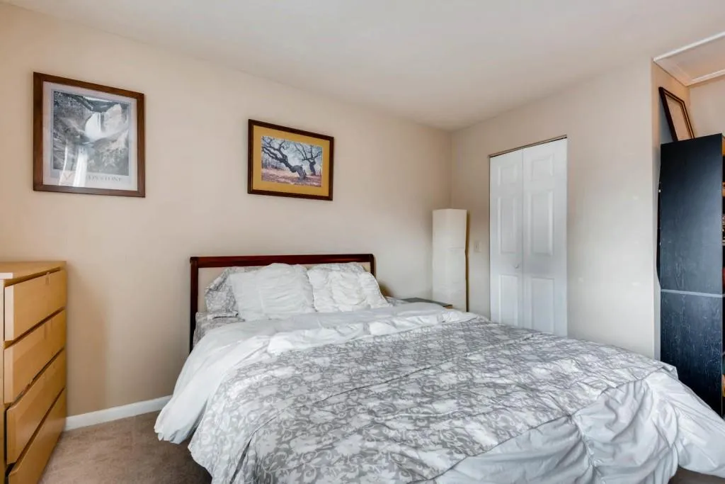 6900 Roswell Road Unit H4, Atlanta, Georgia 30328, 3 Bedrooms Bedrooms, ,2 BathroomsBathrooms,Residential,Sold,6900 Roswell Road Unit H4,5968561