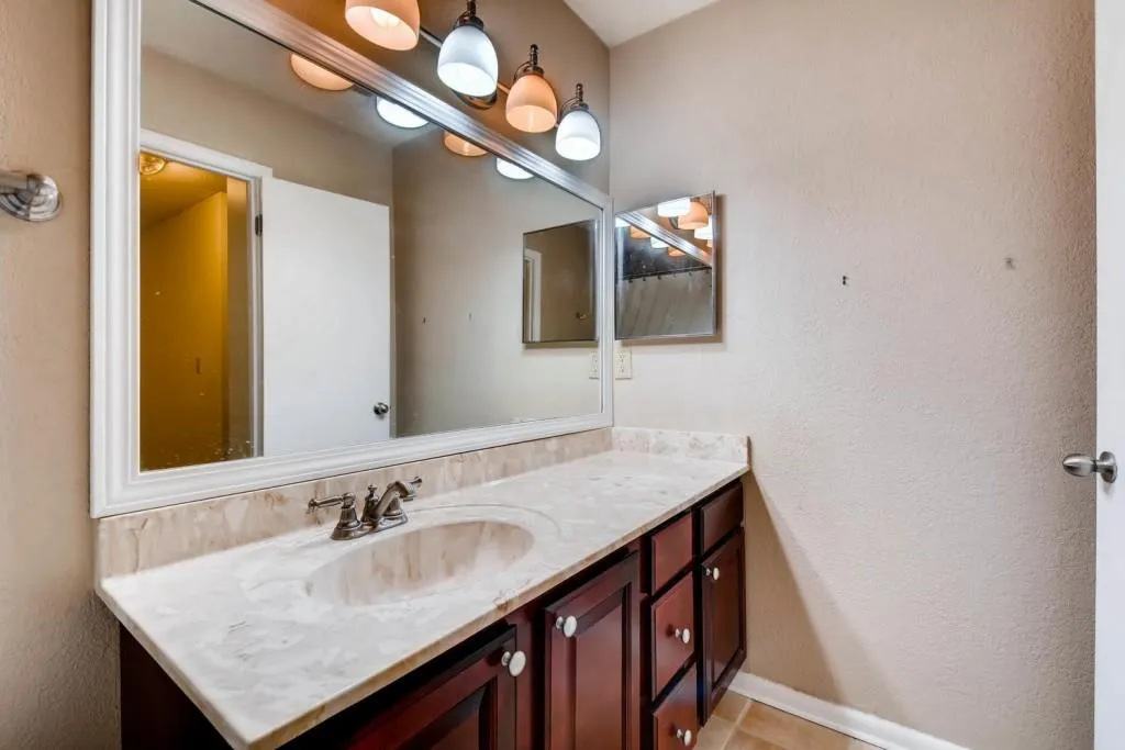 6900 Roswell Road Unit H4, Atlanta, Georgia 30328, 3 Bedrooms Bedrooms, ,2 BathroomsBathrooms,Residential,Sold,6900 Roswell Road Unit H4,5968561