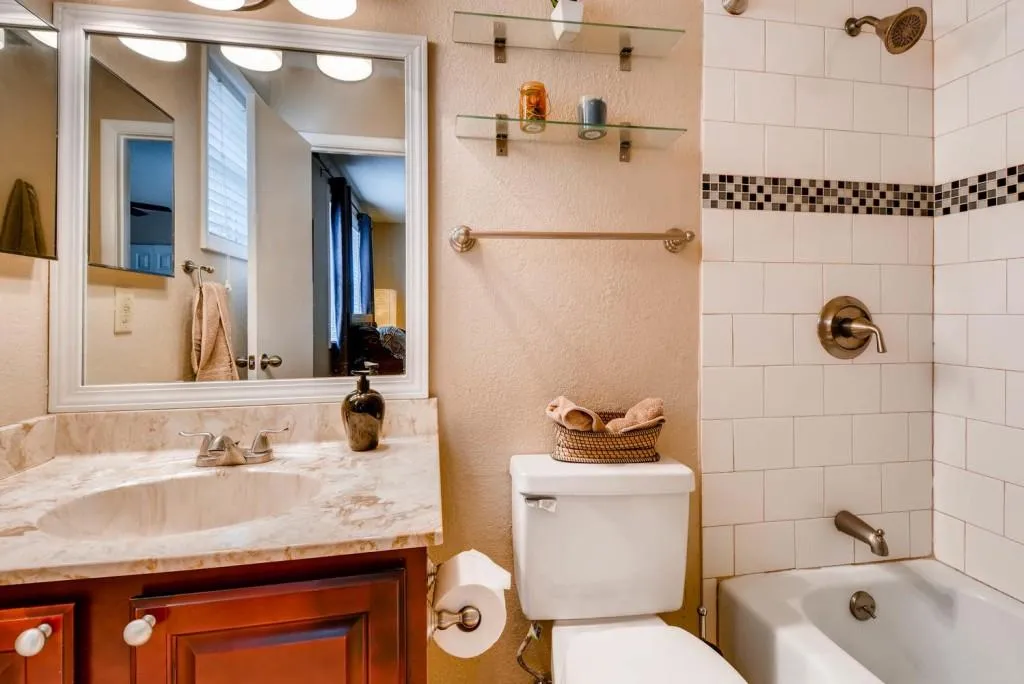 6900 Roswell Road Unit H4, Atlanta, Georgia 30328, 3 Bedrooms Bedrooms, ,2 BathroomsBathrooms,Residential,Sold,6900 Roswell Road Unit H4,5968561