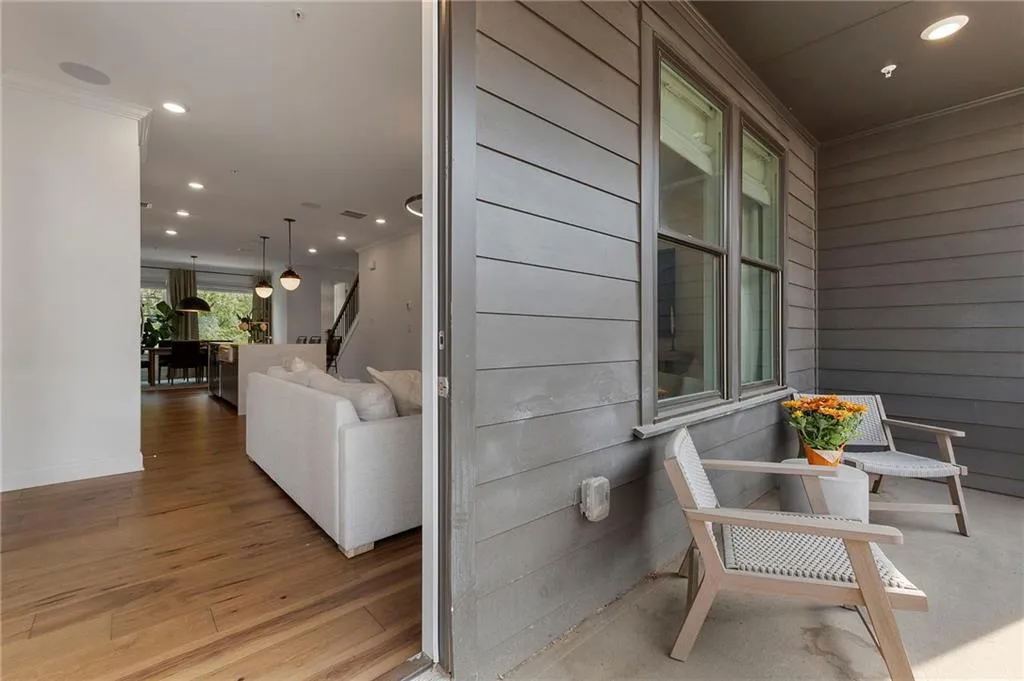 6589 Beacon Drive, Atlanta, Georgia 30328, 3 Bedrooms Bedrooms, ,3 BathroomsBathrooms,Residential,Sold,6589 Beacon Drive,7461548 6589 Beacon Drive, Atlanta, Georgia 30328, 3 Bedrooms Bedrooms, ,3 BathroomsBathrooms,Residential,Sold,6589 Beacon Drive,7461548