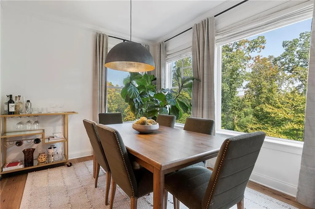 6589 Beacon Drive, Atlanta, Georgia 30328, 3 Bedrooms Bedrooms, ,3 BathroomsBathrooms,Residential,Sold,6589 Beacon Drive,7461548 6589 Beacon Drive, Atlanta, Georgia 30328, 3 Bedrooms Bedrooms, ,3 BathroomsBathrooms,Residential,Sold,6589 Beacon Drive,7461548