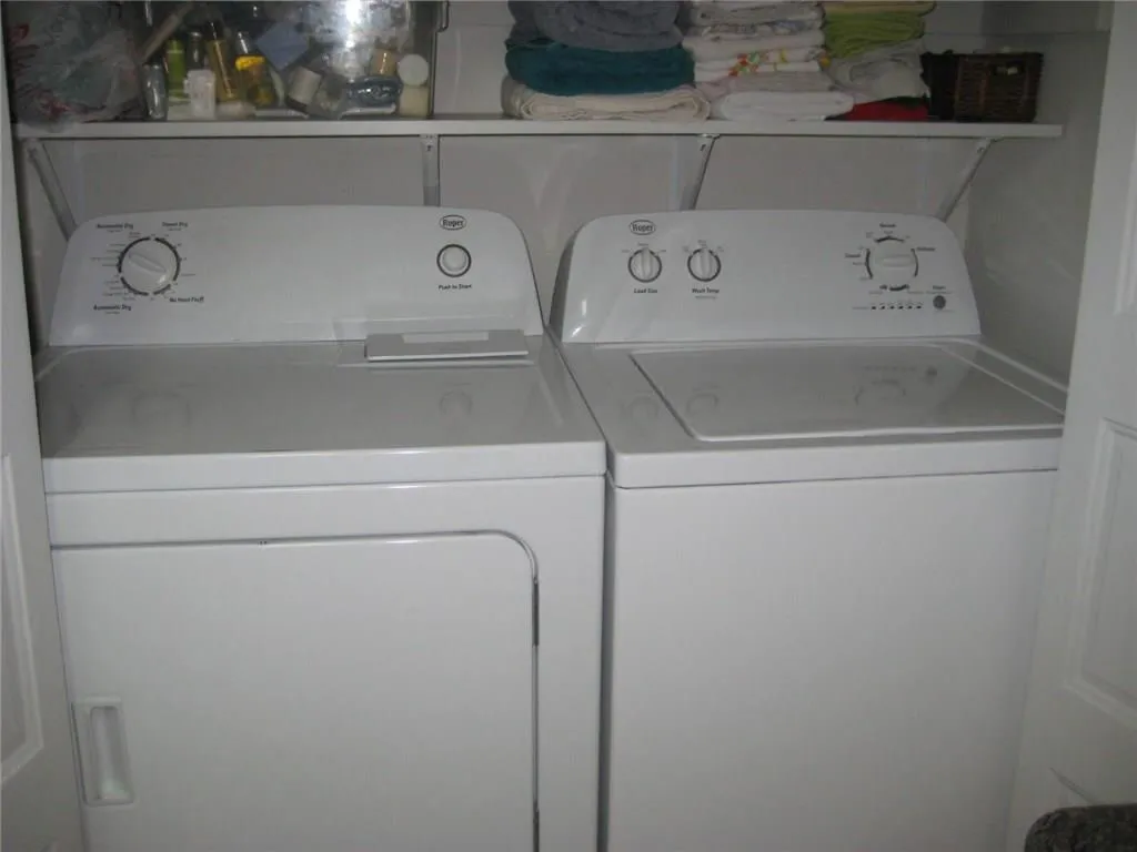 5157 Roswell Road Unit 9, Atlanta, Georgia 30342, 1 Bedroom Bedrooms, ,1 BathroomBathrooms,Residential,Sold,5157 Roswell Road Unit 9,5649714