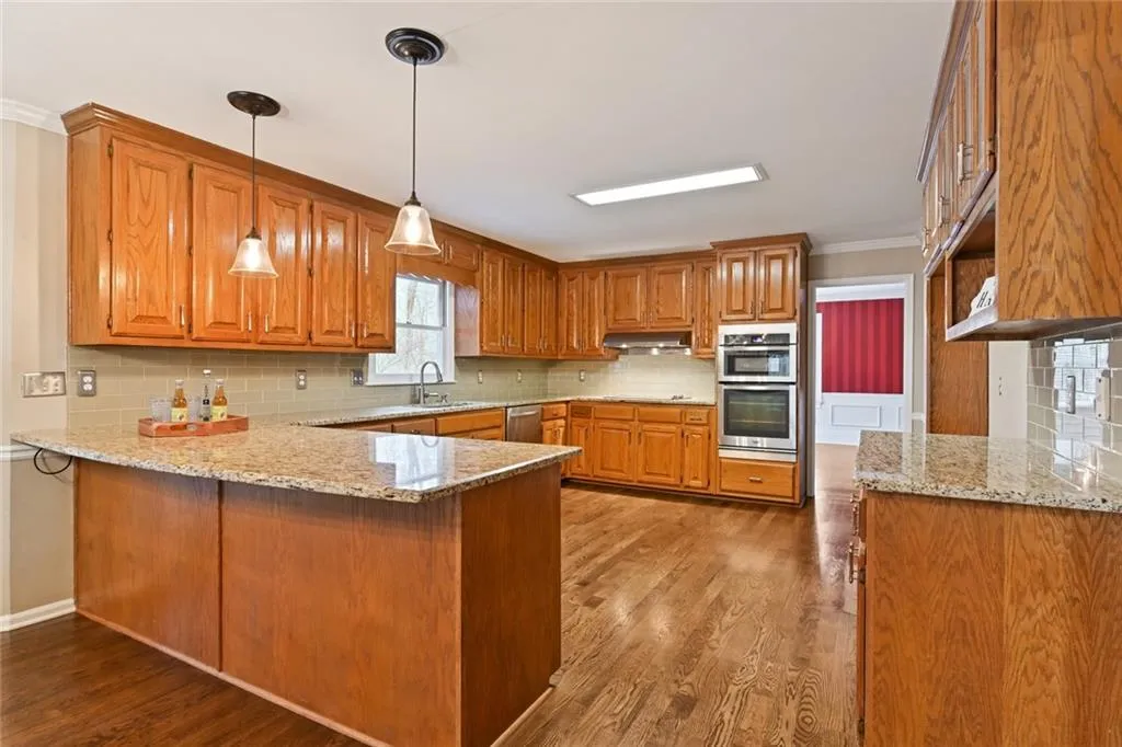 7115 Cherry Bluff Drive, Sandy Springs, Georgia 30350, 4 Bedrooms Bedrooms, ,4 BathroomsBathrooms,Residential,Sold,7115 Cherry Bluff Drive,6860247