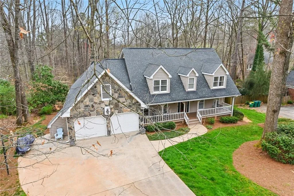 7115 Cherry Bluff Drive, Sandy Springs, Georgia 30350, 4 Bedrooms Bedrooms, ,4 BathroomsBathrooms,Residential,Sold,7115 Cherry Bluff Drive,6860247
