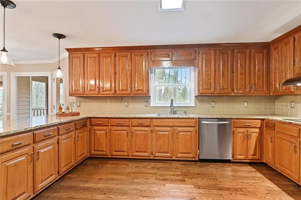 7115 Cherry Bluff Drive, Sandy Springs, Georgia 30350, 4 Bedrooms Bedrooms, ,4 BathroomsBathrooms,Residential,Sold,7115 Cherry Bluff Drive,6860247
