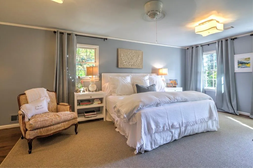 930 Landmark Drive, Sandy Springs, Georgia 30342, 4 Bedrooms Bedrooms, ,3 BathroomsBathrooms,Residential,Sold,930 Landmark Drive,5764324