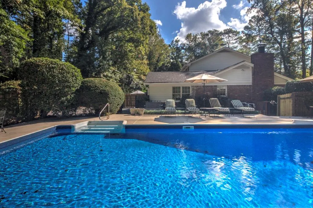 930 Landmark Drive, Sandy Springs, Georgia 30342, 4 Bedrooms Bedrooms, ,3 BathroomsBathrooms,Residential,Sold,930 Landmark Drive,5764324