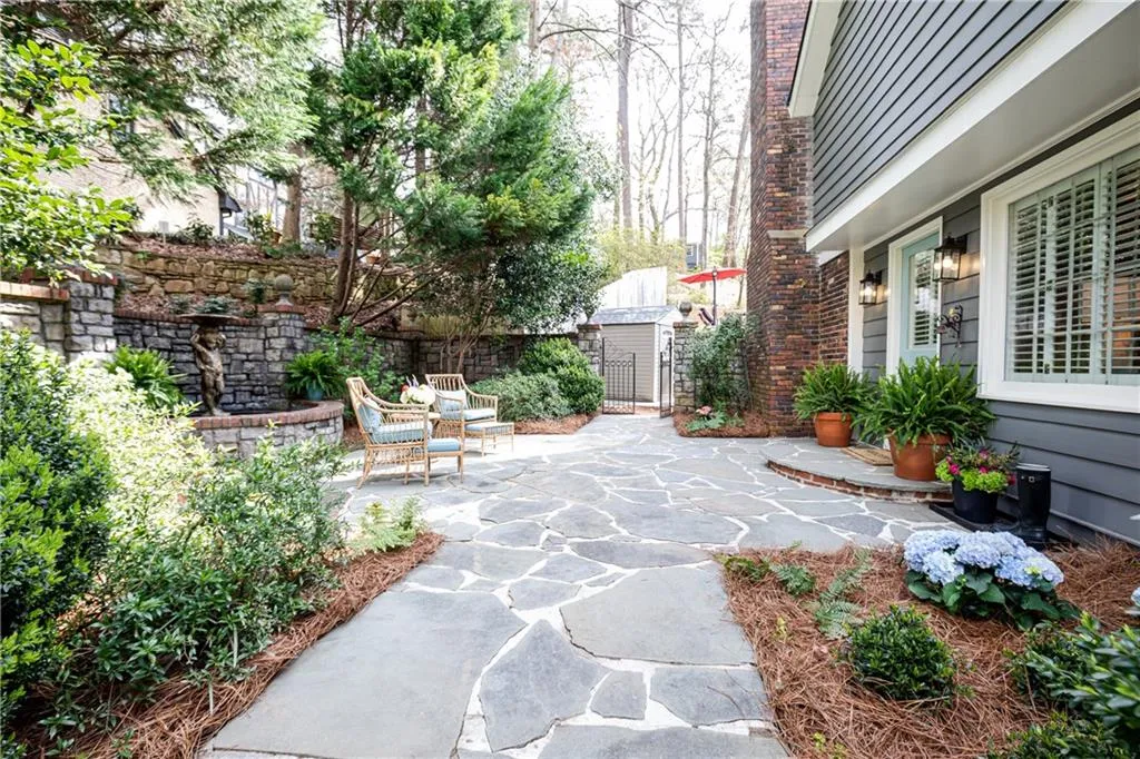 4755 Lafayette Avenue, Atlanta, Georgia 30327, 4 Bedrooms Bedrooms, ,4 BathroomsBathrooms,Residential,Sold,4755 Lafayette Avenue,6855234
