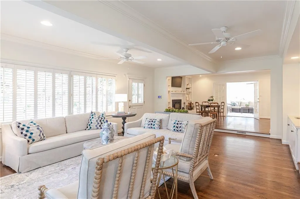 4755 Lafayette Avenue, Atlanta, Georgia 30327, 4 Bedrooms Bedrooms, ,4 BathroomsBathrooms,Residential,Sold,4755 Lafayette Avenue,6855234