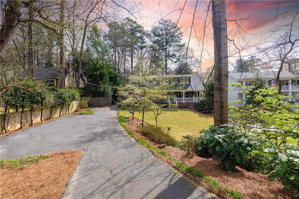4755 Lafayette Avenue, Atlanta, Georgia 30327, 4 Bedrooms Bedrooms, ,4 BathroomsBathrooms,Residential,Sold,4755 Lafayette Avenue,6855234