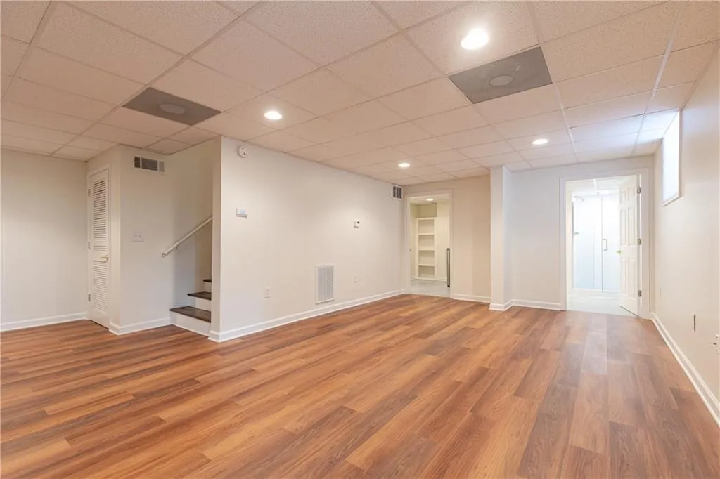 4755 Lafayette Avenue, Atlanta, Georgia 30327, 4 Bedrooms Bedrooms, ,4 BathroomsBathrooms,Residential,Sold,4755 Lafayette Avenue,6855234