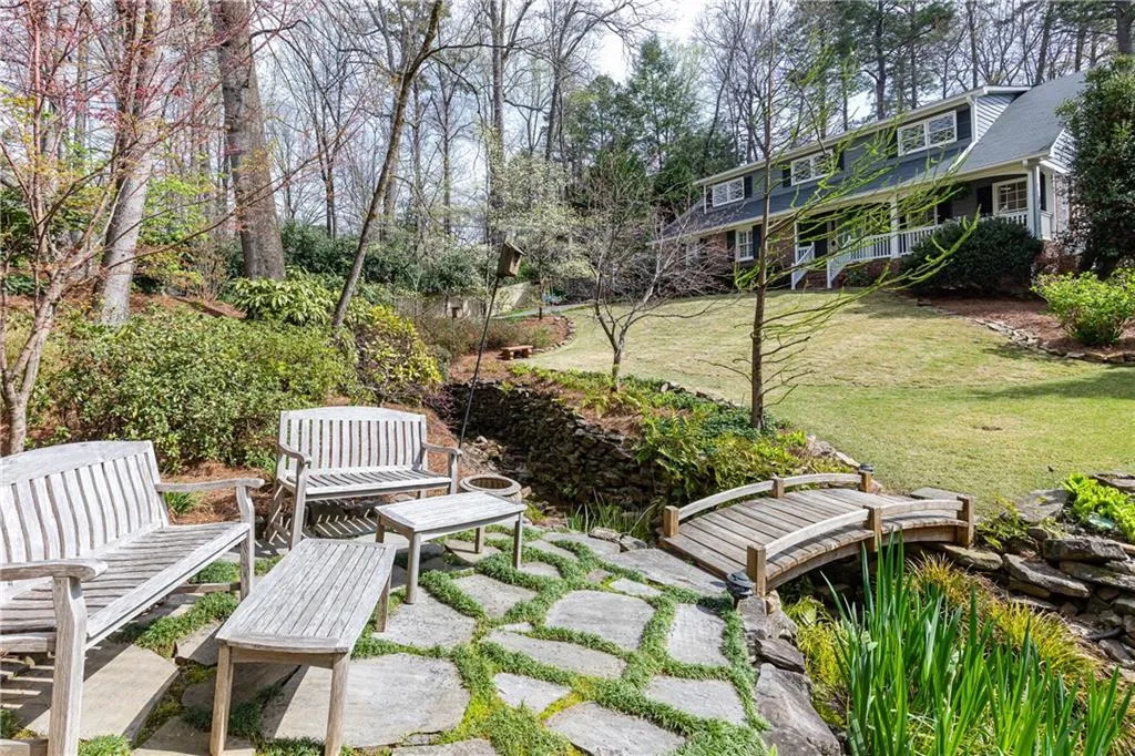 4755 Lafayette Avenue, Atlanta, Georgia 30327, 4 Bedrooms Bedrooms, ,4 BathroomsBathrooms,Residential,Sold,4755 Lafayette Avenue,6855234