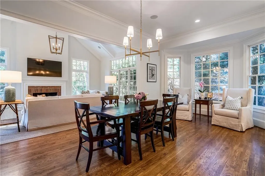 720 Whitemere Court, Atlanta, Georgia 30327, 5 Bedrooms Bedrooms, ,5 BathroomsBathrooms,Residential,Sold,720 Whitemere Court,6738410