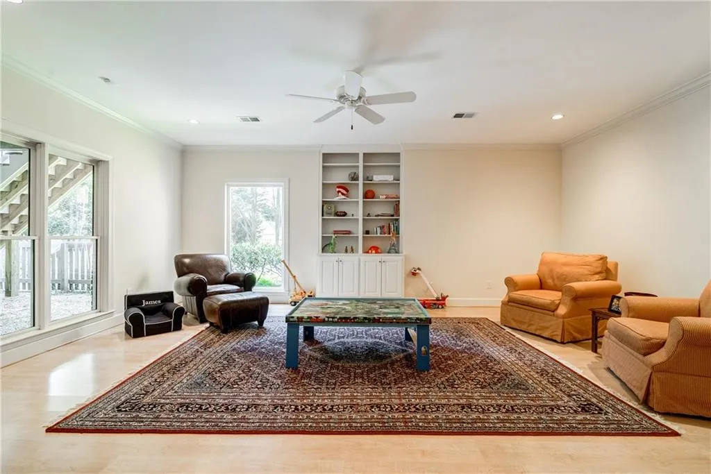 720 Whitemere Court, Atlanta, Georgia 30327, 5 Bedrooms Bedrooms, ,5 BathroomsBathrooms,Residential,Sold,720 Whitemere Court,6738410