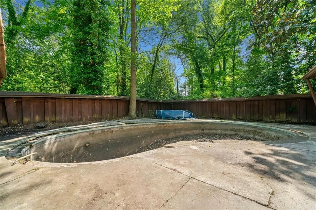 5800 Mitchell Road, Atlanta, Georgia 30328, 4 Bedrooms Bedrooms, ,3 BathroomsBathrooms,Residential,Sold,5800 Mitchell Road,7574868