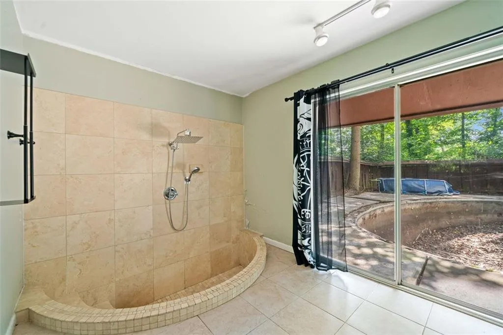 5800 Mitchell Road, Atlanta, Georgia 30328, 4 Bedrooms Bedrooms, ,3 BathroomsBathrooms,Residential,Sold,5800 Mitchell Road,7574868