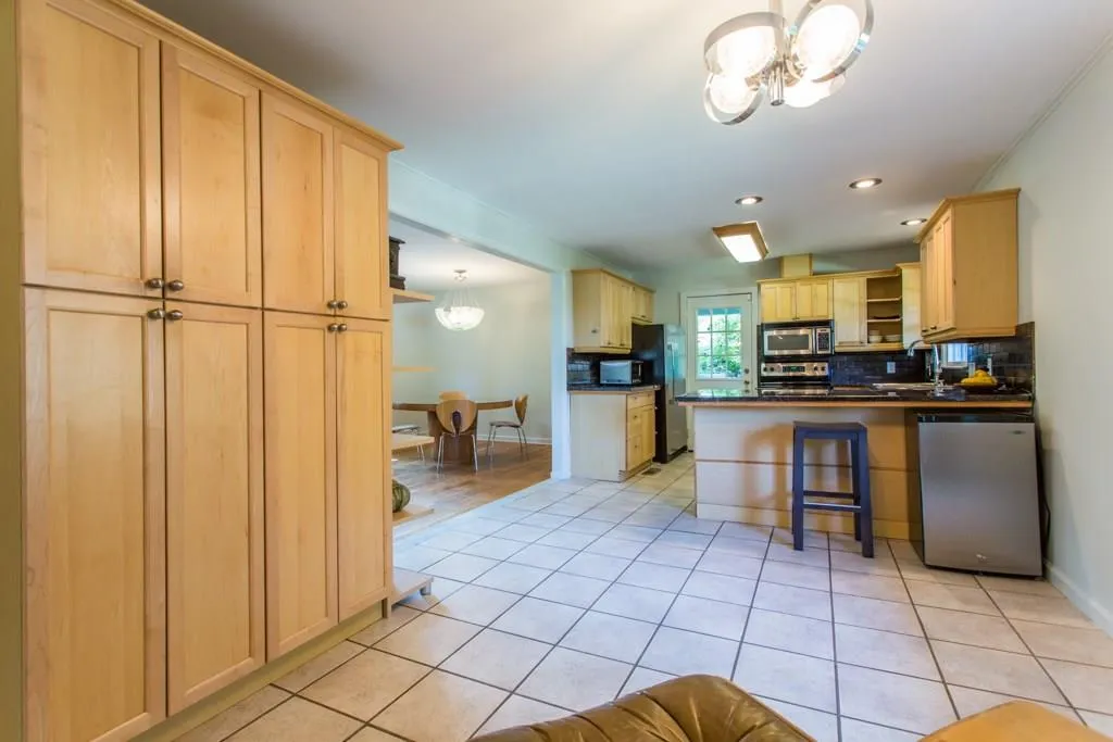 4181 Oak Forest Drive Ne, Brookhaven, Georgia 30319, 4 Bedrooms Bedrooms, ,2 BathroomsBathrooms,Residential,Sold,4181 Oak Forest Drive Ne,5910586