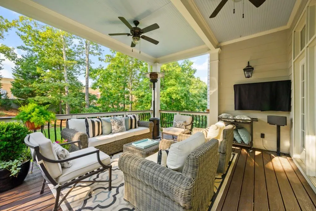510 Woodmoore Court, Sandy Springs, Georgia 30342, 5 Bedrooms Bedrooms, ,4 BathroomsBathrooms,Residential,Sold,510 Woodmoore Court,6616441