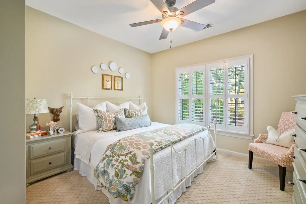 510 Woodmoore Court, Sandy Springs, Georgia 30342, 5 Bedrooms Bedrooms, ,4 BathroomsBathrooms,Residential,Sold,510 Woodmoore Court,6616441