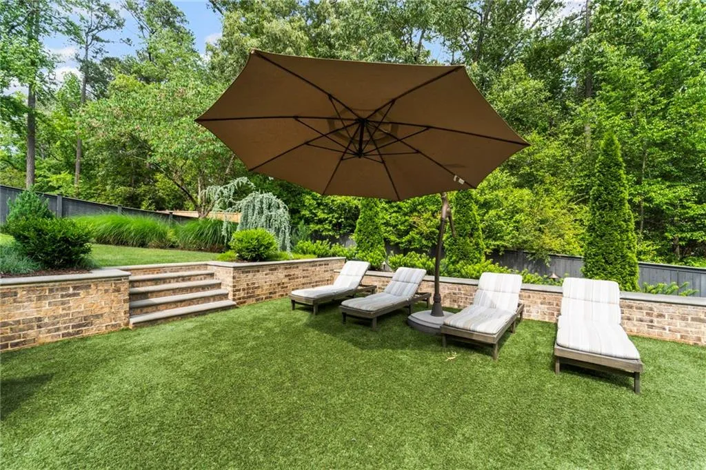 735 Glenairy Drive, Atlanta, Georgia 30328, 6 Bedrooms Bedrooms, ,7 BathroomsBathrooms,Residential,For Sale,735 Glenairy Drive,7712469