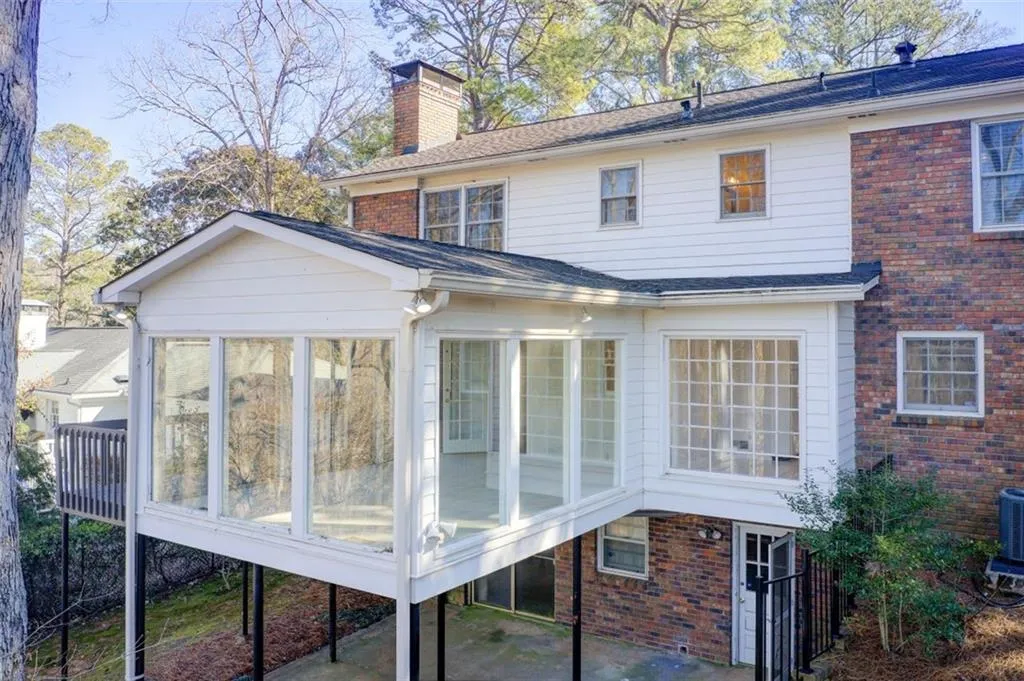 882 Edgewater Trail, Atlanta, Georgia 30328, 4 Bedrooms Bedrooms, ,3 BathroomsBathrooms,Residential,Sold,882 Edgewater Trail,7512831