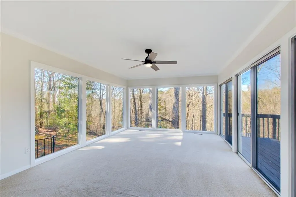 The most beautiful sun room with views of nature!