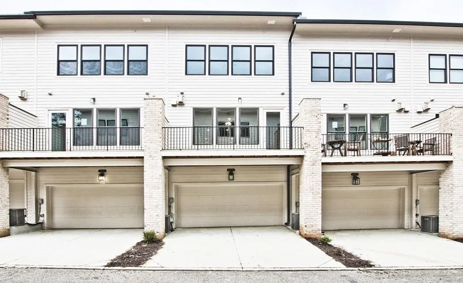 6783 Cadence Boulevard Unit 240, Sandy Springs, Georgia 30328, 3 Bedrooms Bedrooms, ,3 BathroomsBathrooms,Residential,Sold,6783 Cadence Boulevard Unit 240,6637564