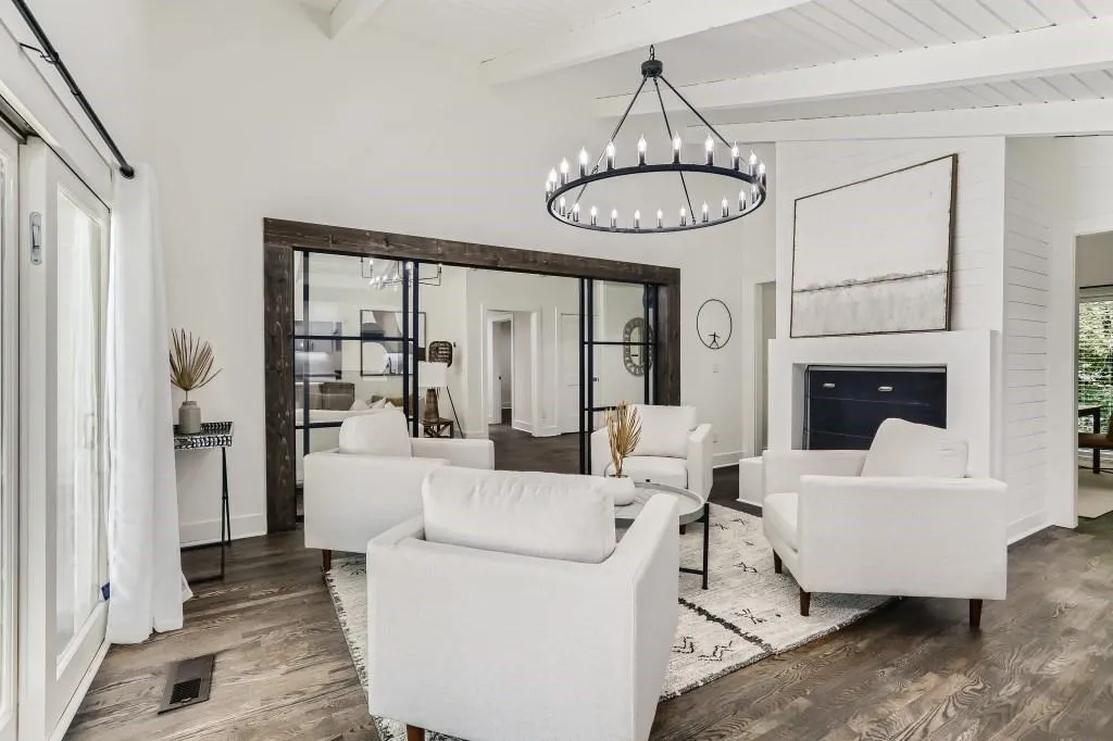 5785 Timberlane Terrace, Sandy Springs, Georgia 30328, 4 Bedrooms Bedrooms, ,5 BathroomsBathrooms,Residential,Sold,5785 Timberlane Terrace,7051185 5785 Timberlane Terrace, Sandy Springs, Georgia 30328, 4 Bedrooms Bedrooms, ,5 BathroomsBathrooms,Residential,Sold,5785 Timberlane Terrace,7051185