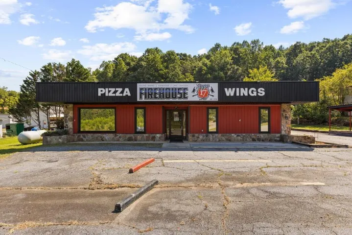 1717 Hwy 17, Young Harris, Georgia 30582