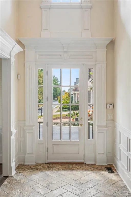 515 Enclave Circle, Atlanta, Georgia 30342, 5 Bedrooms Bedrooms, ,4 BathroomsBathrooms,Residential,Sold,515 Enclave Circle,7131442