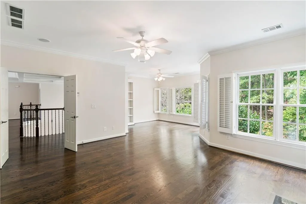 515 Enclave Circle, Atlanta, Georgia 30342, 5 Bedrooms Bedrooms, ,4 BathroomsBathrooms,Residential,Sold,515 Enclave Circle,7131442