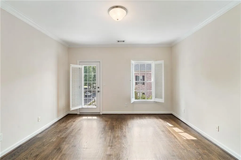 515 Enclave Circle, Atlanta, Georgia 30342, 5 Bedrooms Bedrooms, ,4 BathroomsBathrooms,Residential,Sold,515 Enclave Circle,7131442