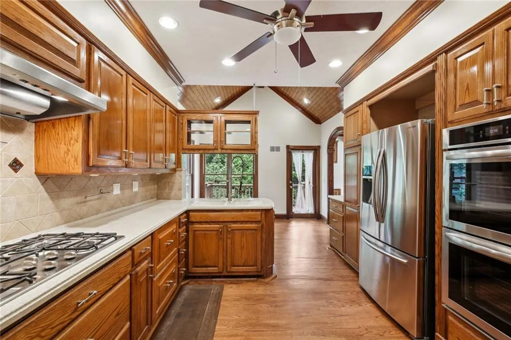 5340 Greenland Road, Sandy Springs, Georgia 30342, 5 Bedrooms Bedrooms, ,3 BathroomsBathrooms,Residential,Sold,5340 Greenland Road,7219848