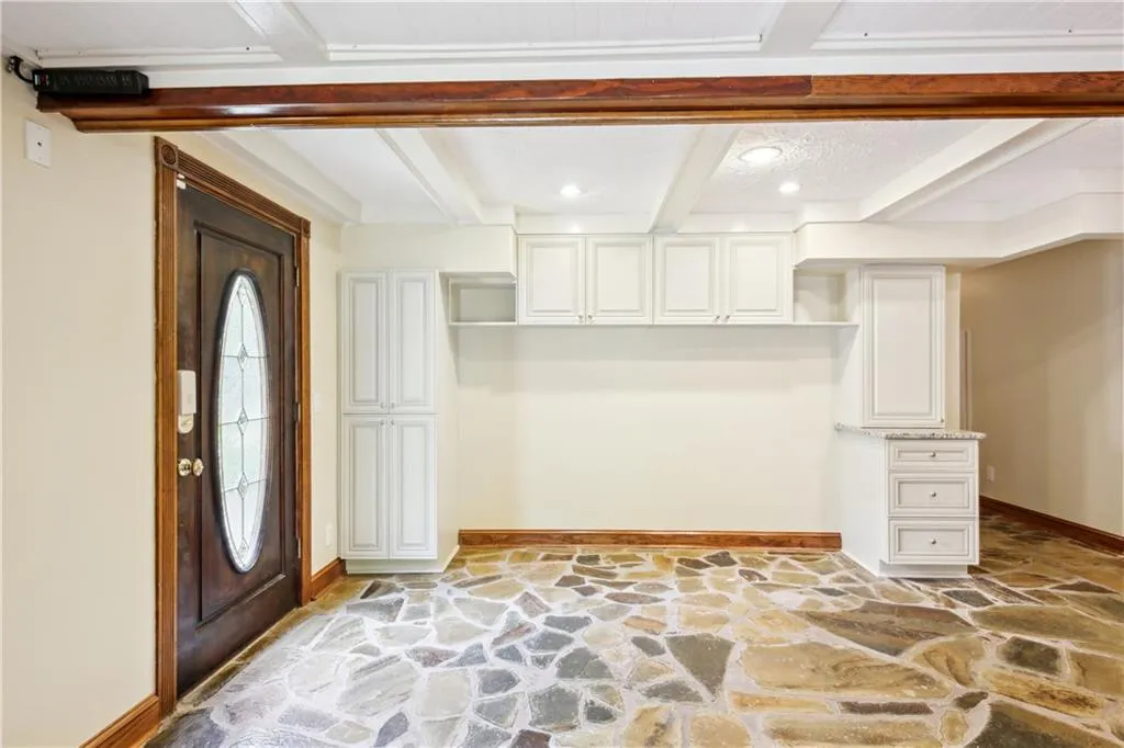 5340 Greenland Road, Sandy Springs, Georgia 30342, 5 Bedrooms Bedrooms, ,3 BathroomsBathrooms,Residential,Sold,5340 Greenland Road,7219848