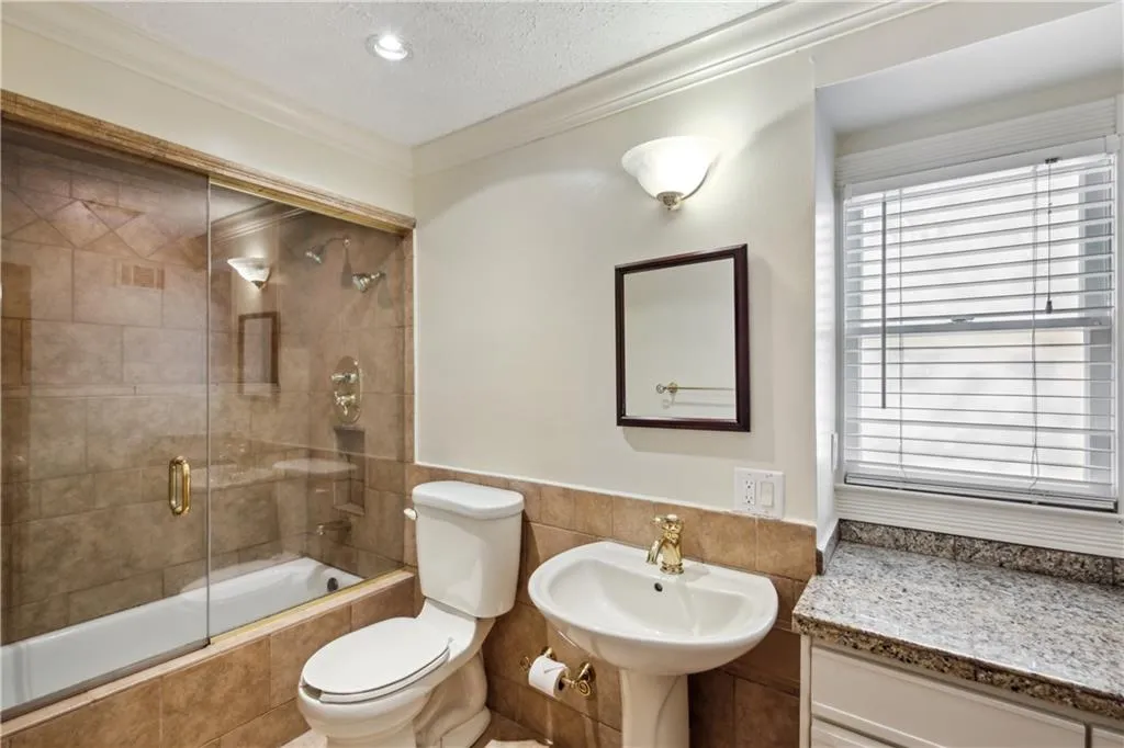 5340 Greenland Road, Sandy Springs, Georgia 30342, 5 Bedrooms Bedrooms, ,3 BathroomsBathrooms,Residential,Sold,5340 Greenland Road,7219848