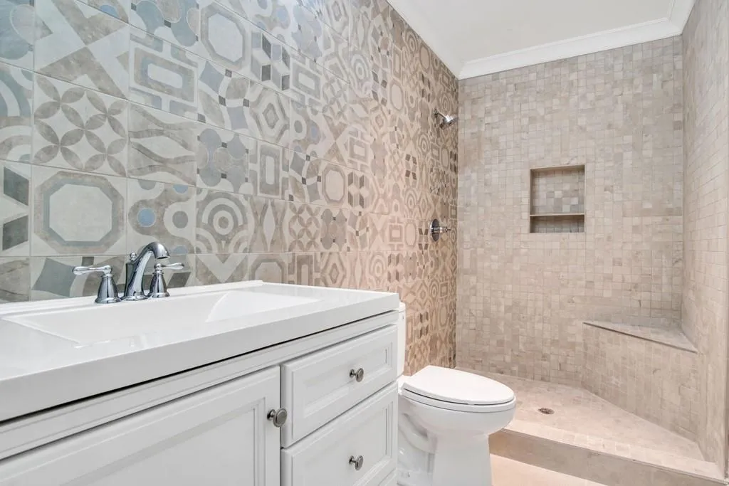 4790 E Conway Drive Nw, Atlanta, Georgia 30327, 5 Bedrooms Bedrooms, ,6 BathroomsBathrooms,Residential,Sold,4790 E Conway Drive Nw,6722932