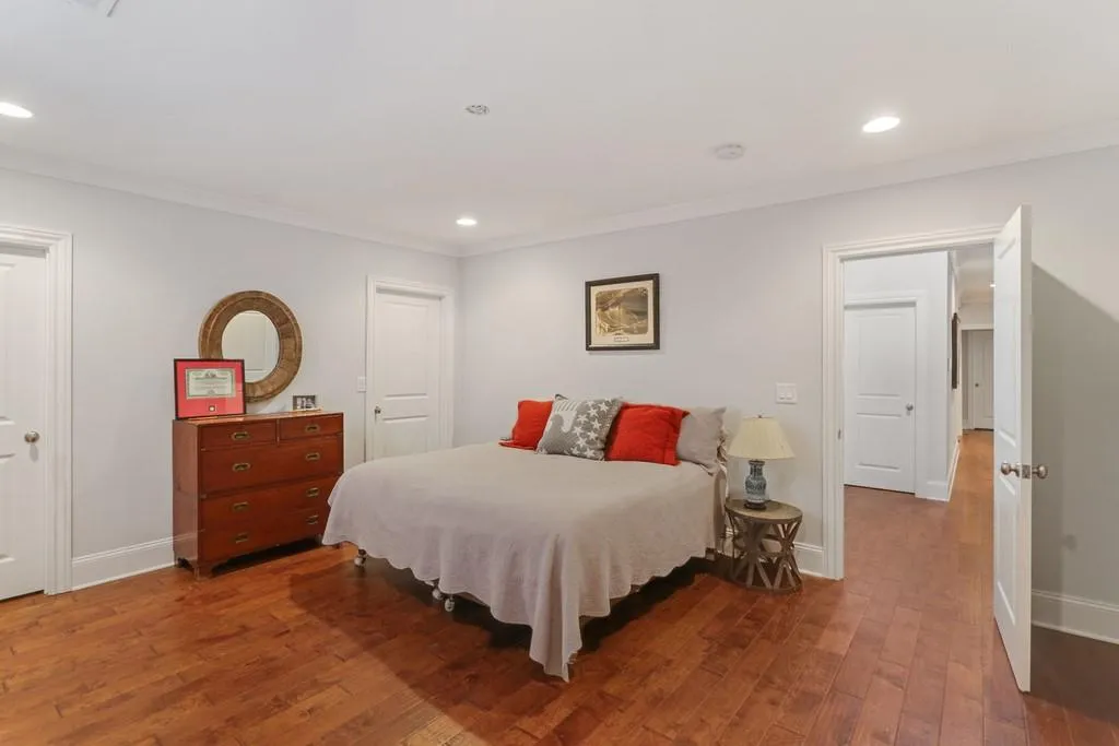 4790 E Conway Drive Nw, Atlanta, Georgia 30327, 5 Bedrooms Bedrooms, ,6 BathroomsBathrooms,Residential,Sold,4790 E Conway Drive Nw,6722932
