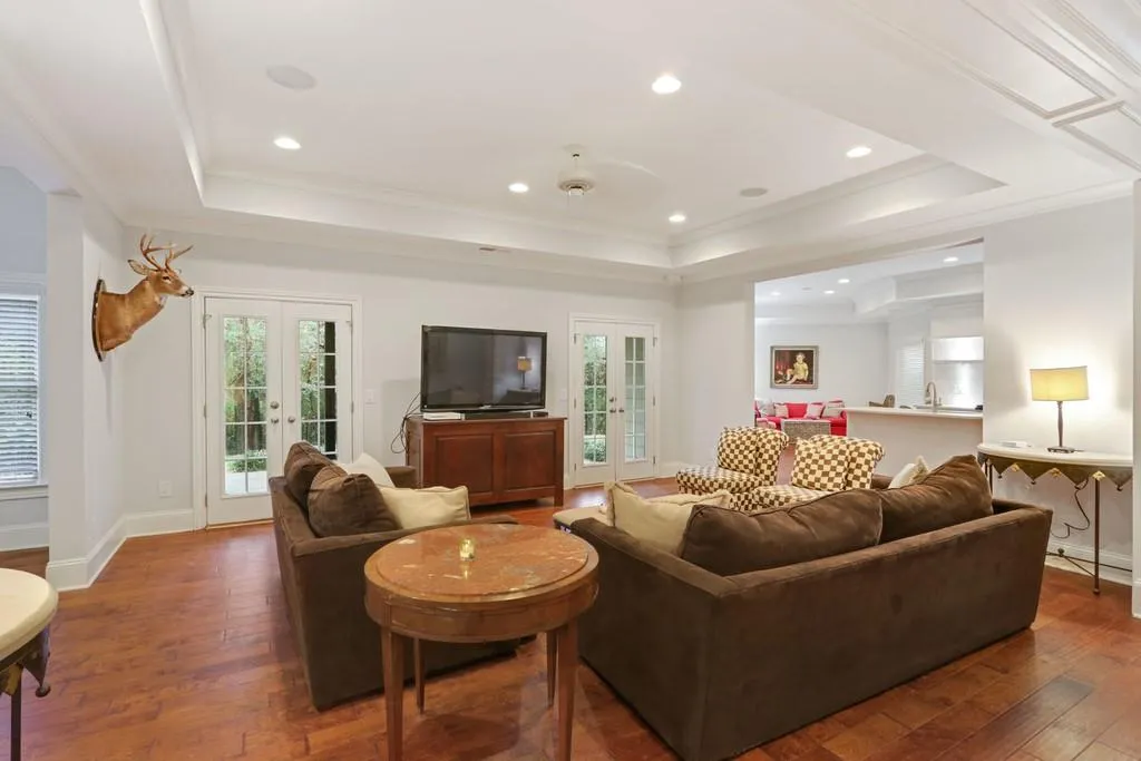 4790 E Conway Drive Nw, Atlanta, Georgia 30327, 5 Bedrooms Bedrooms, ,6 BathroomsBathrooms,Residential,Sold,4790 E Conway Drive Nw,6722932