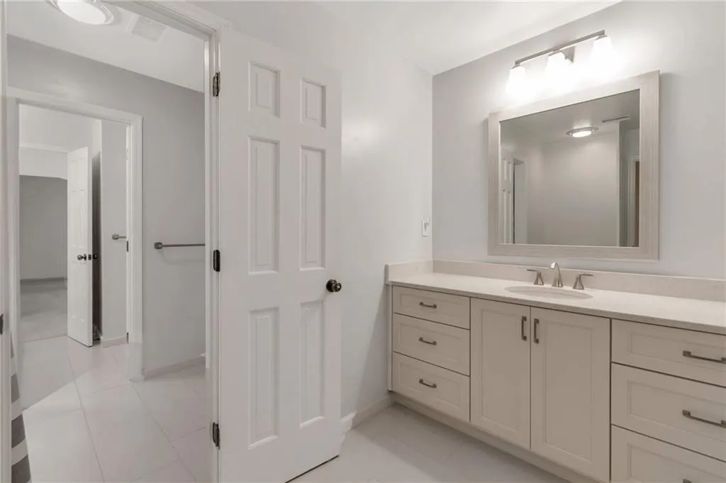 105 River Landing, Atlanta, Georgia 30350, 5 Bedrooms Bedrooms, ,4 BathroomsBathrooms,Residential,Sold,105 River Landing,7443840