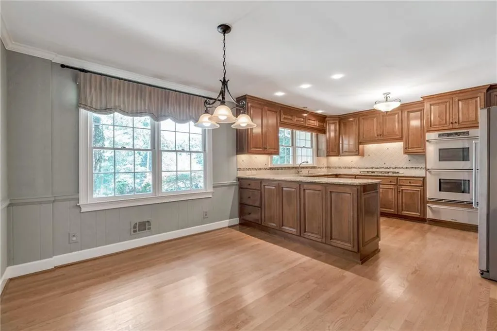 105 River Landing, Atlanta, Georgia 30350, 5 Bedrooms Bedrooms, ,4 BathroomsBathrooms,Residential,Sold,105 River Landing,7443840